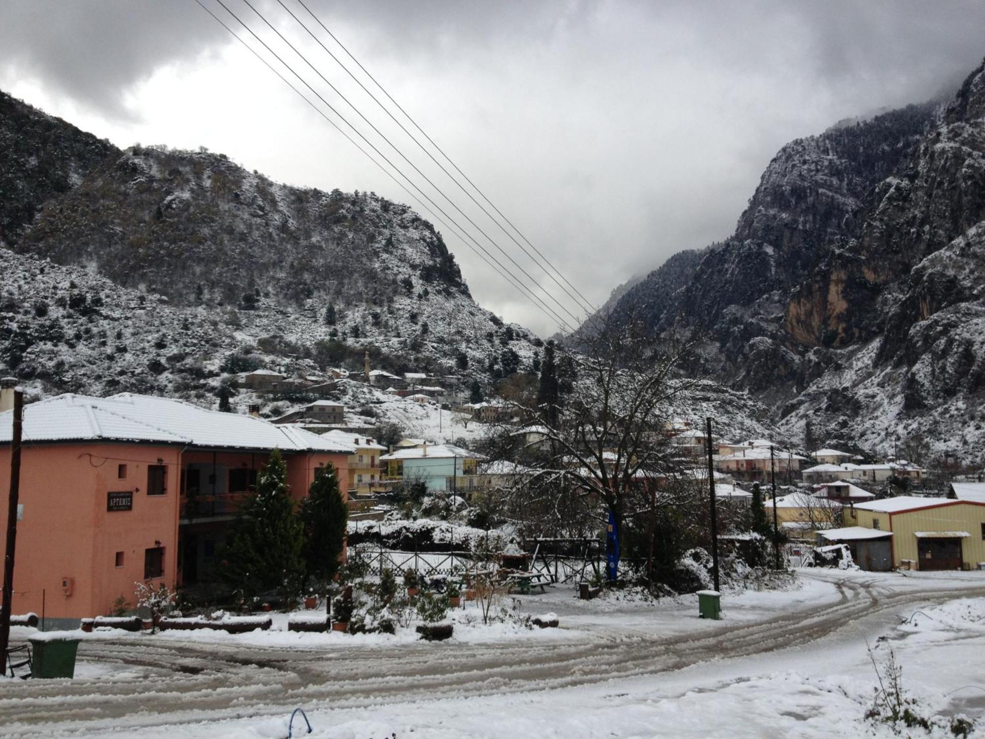 Artemis Apartments Konitsa Luaran gambar